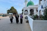 Trip-Lamuwomenandmosquewide